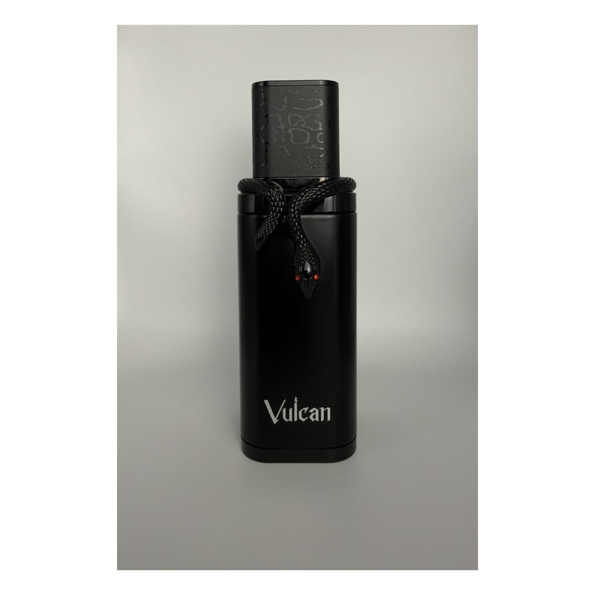 French Avenue Vulcan Black